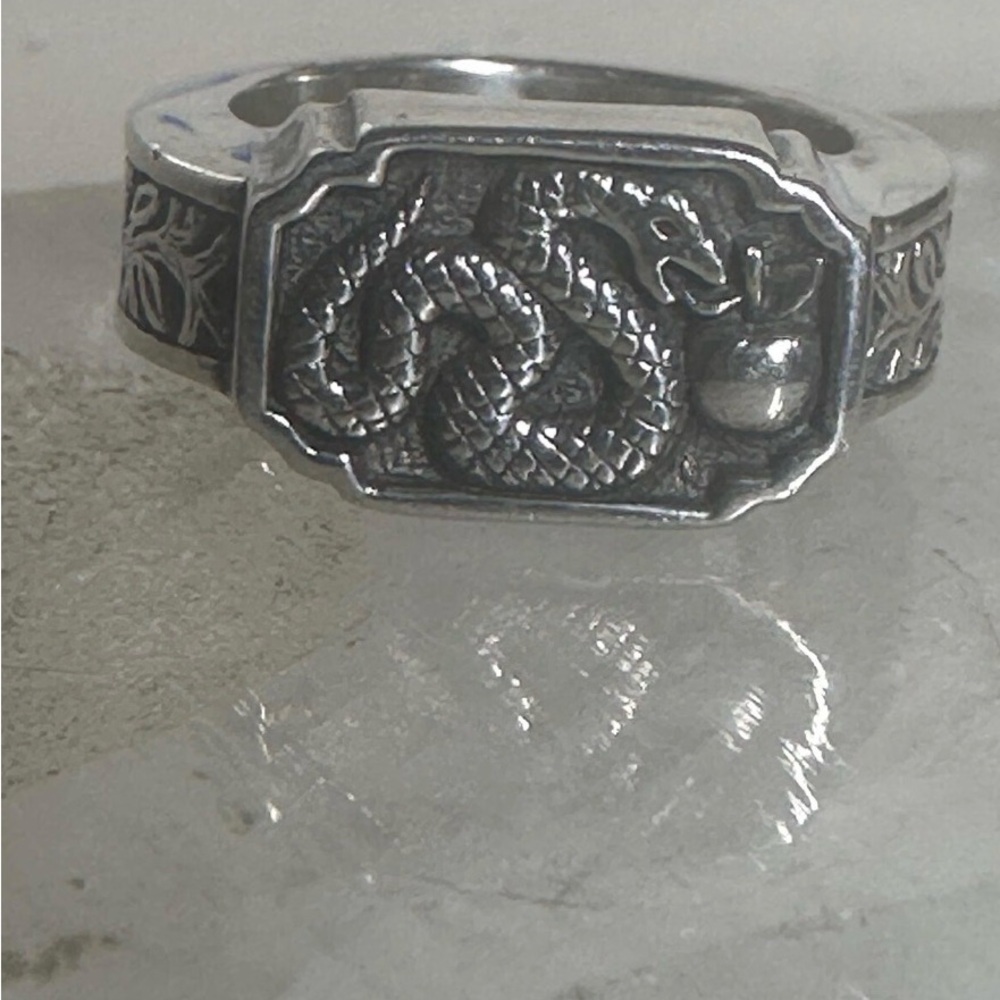 Etah Love Sterling Silver Snake Signet Ring